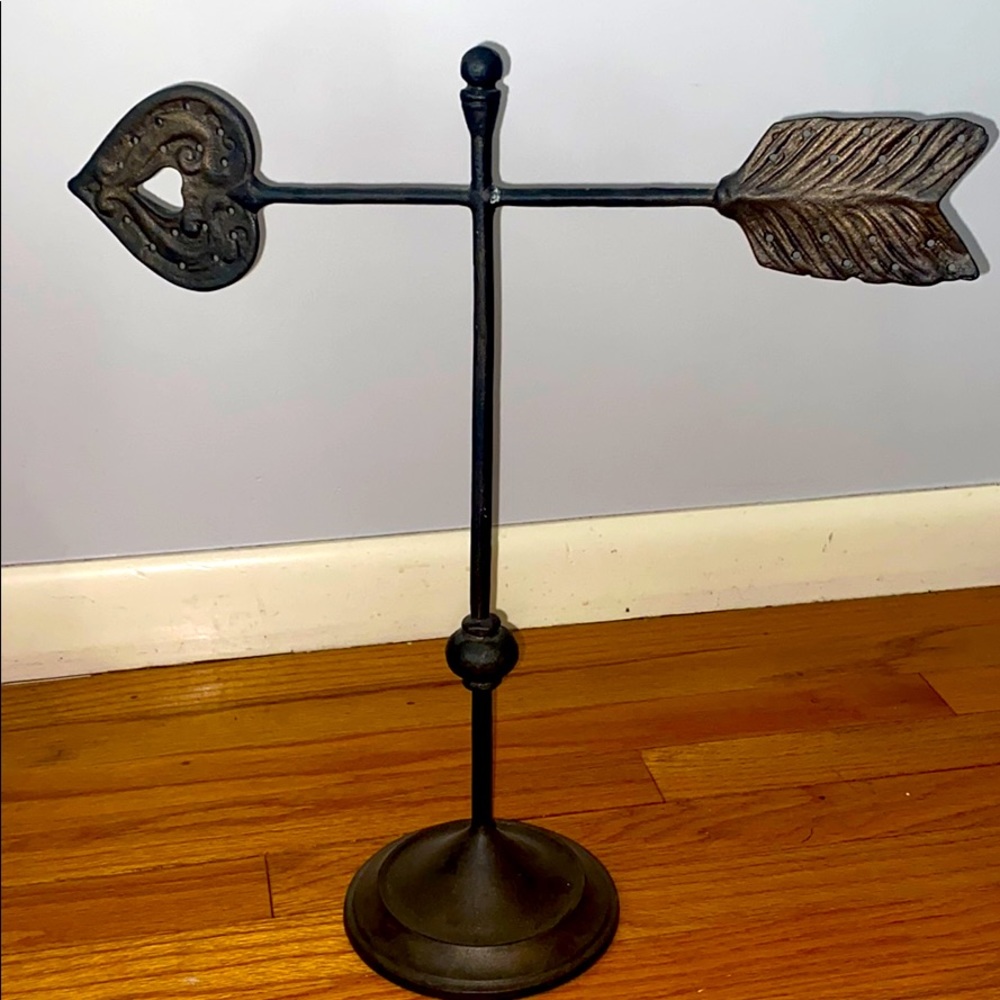 Arrow Jewelry Holder